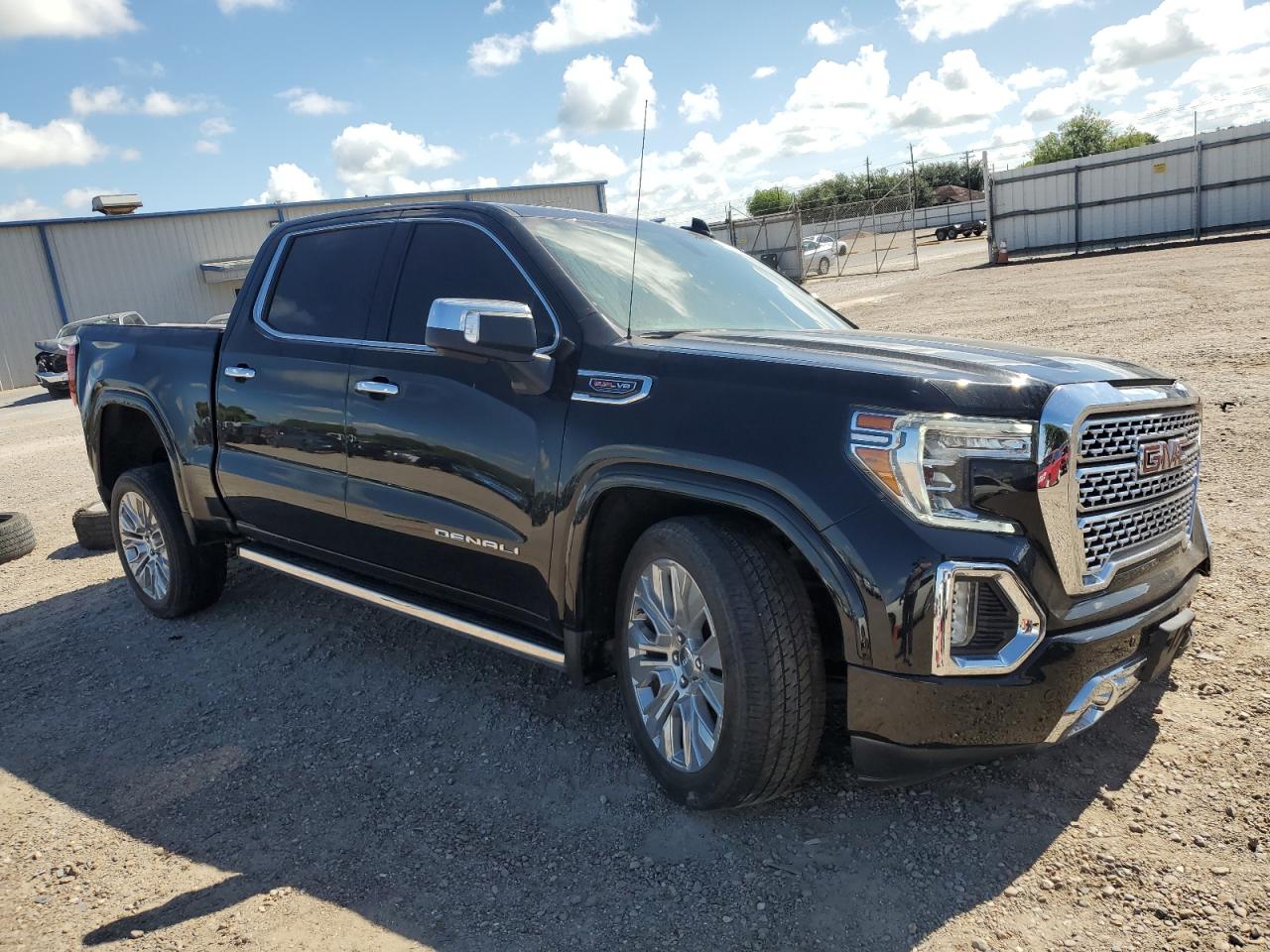 2022 GMC Sierra - Image 4