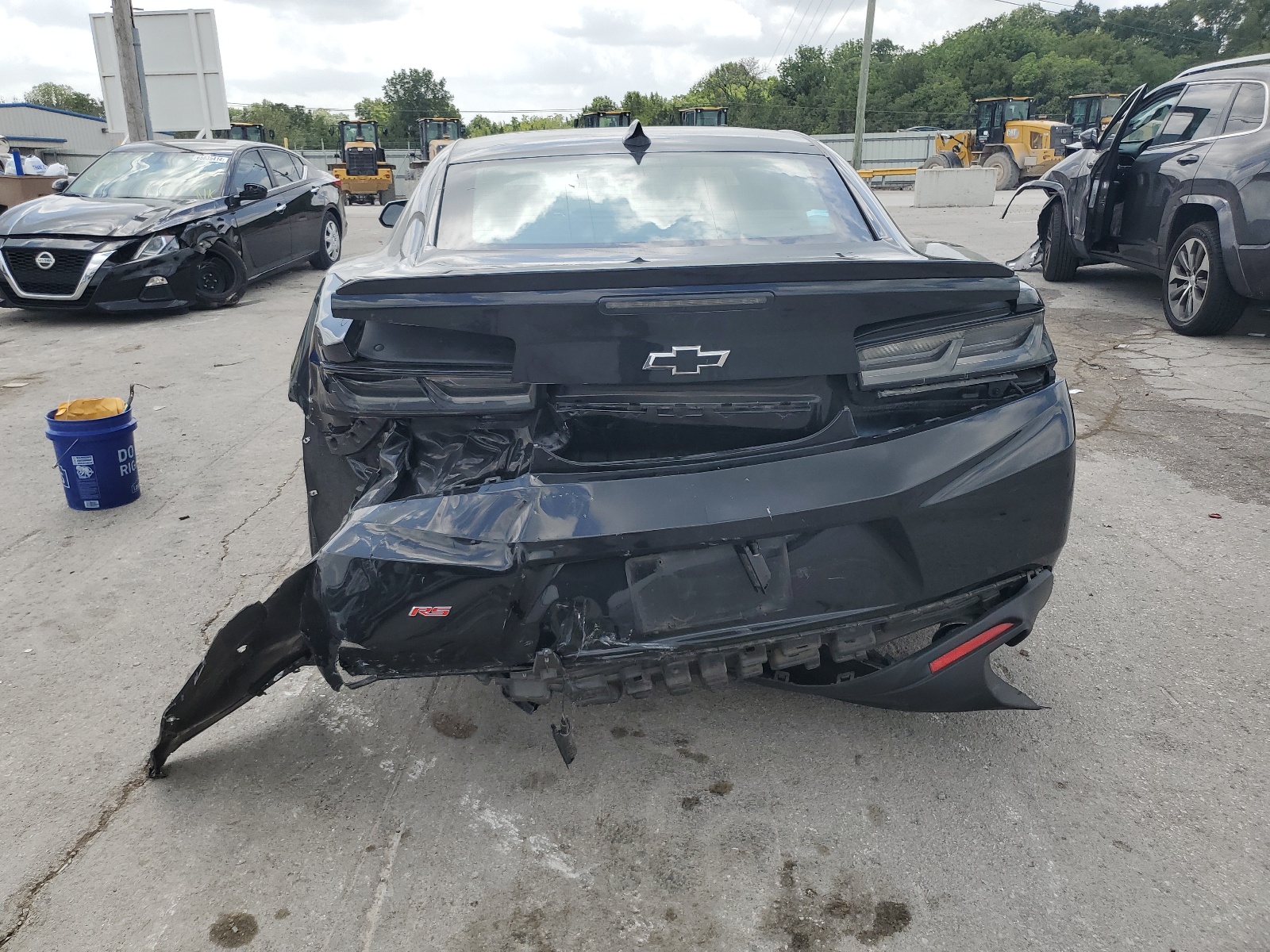 1G1FB1RS4J0165686 2018 Chevrolet Camaro Lt