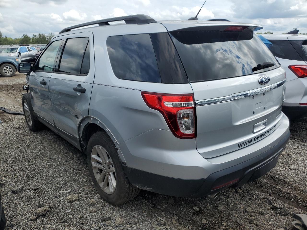 1FM5K8B84FGA83803 2015 FORD EXPLORER - Image 2