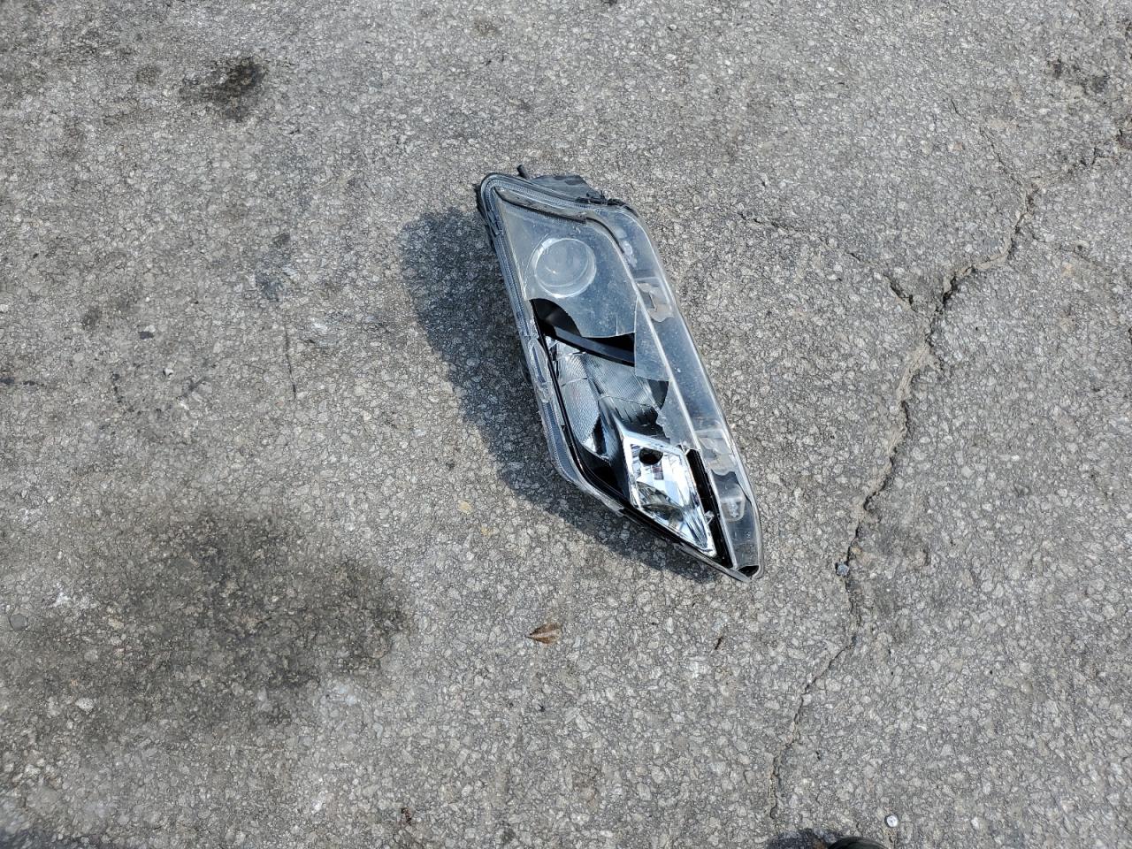 2011 Ford Fusion S VIN: 3FAHP0GA6BR240093 Lot: 65456324