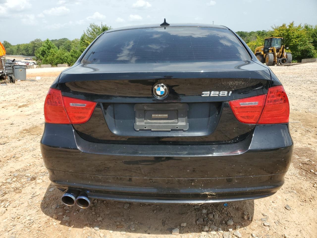 WBAPH7G53BNN07981 2011 BMW 328 I