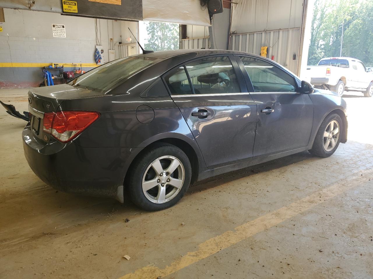 VIN 1G1PC5SB3E7312077 2014 CHEVROLET CRUZE no.3