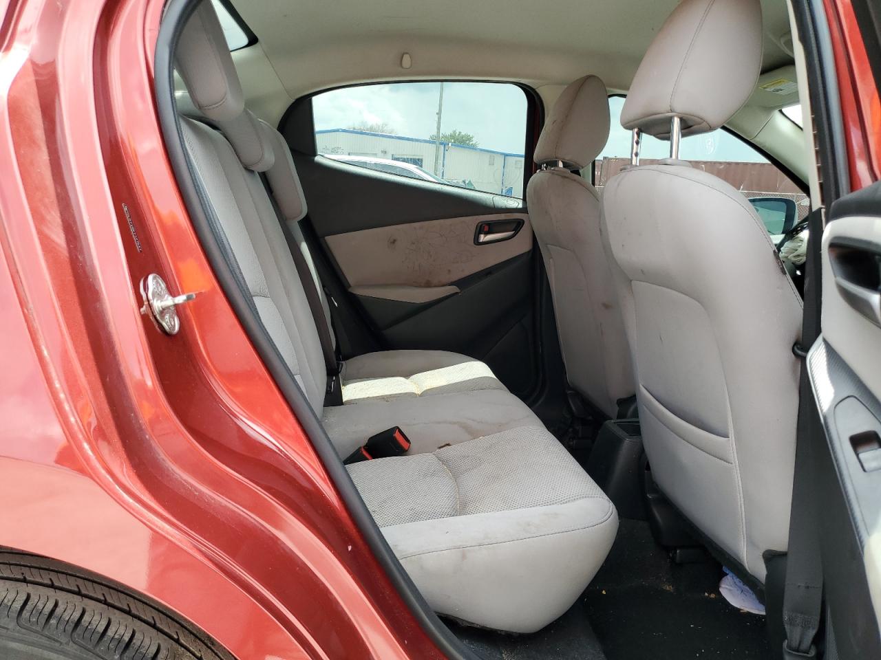 2019 Toyota Yaris L VIN: 3MYDLBYV6KY527653 Lot: 67017124