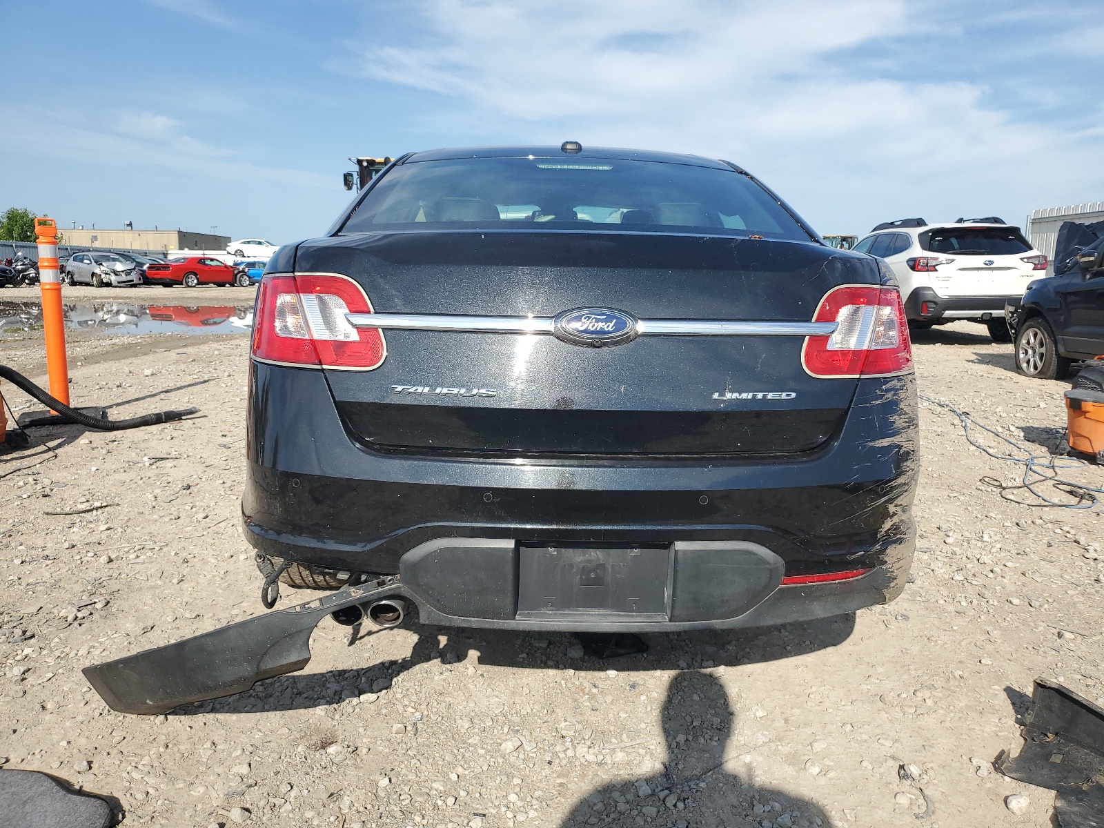 1FAHP2FW9AG143758 2010 Ford Taurus Limited