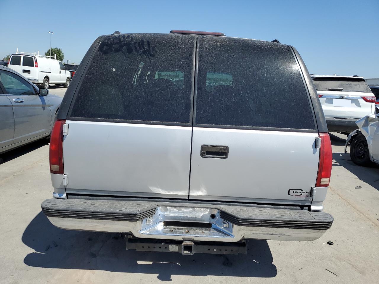 1997 GMC Suburban C1500 VIN: 1GKEC16R1VJ728666 Lot: 66424154