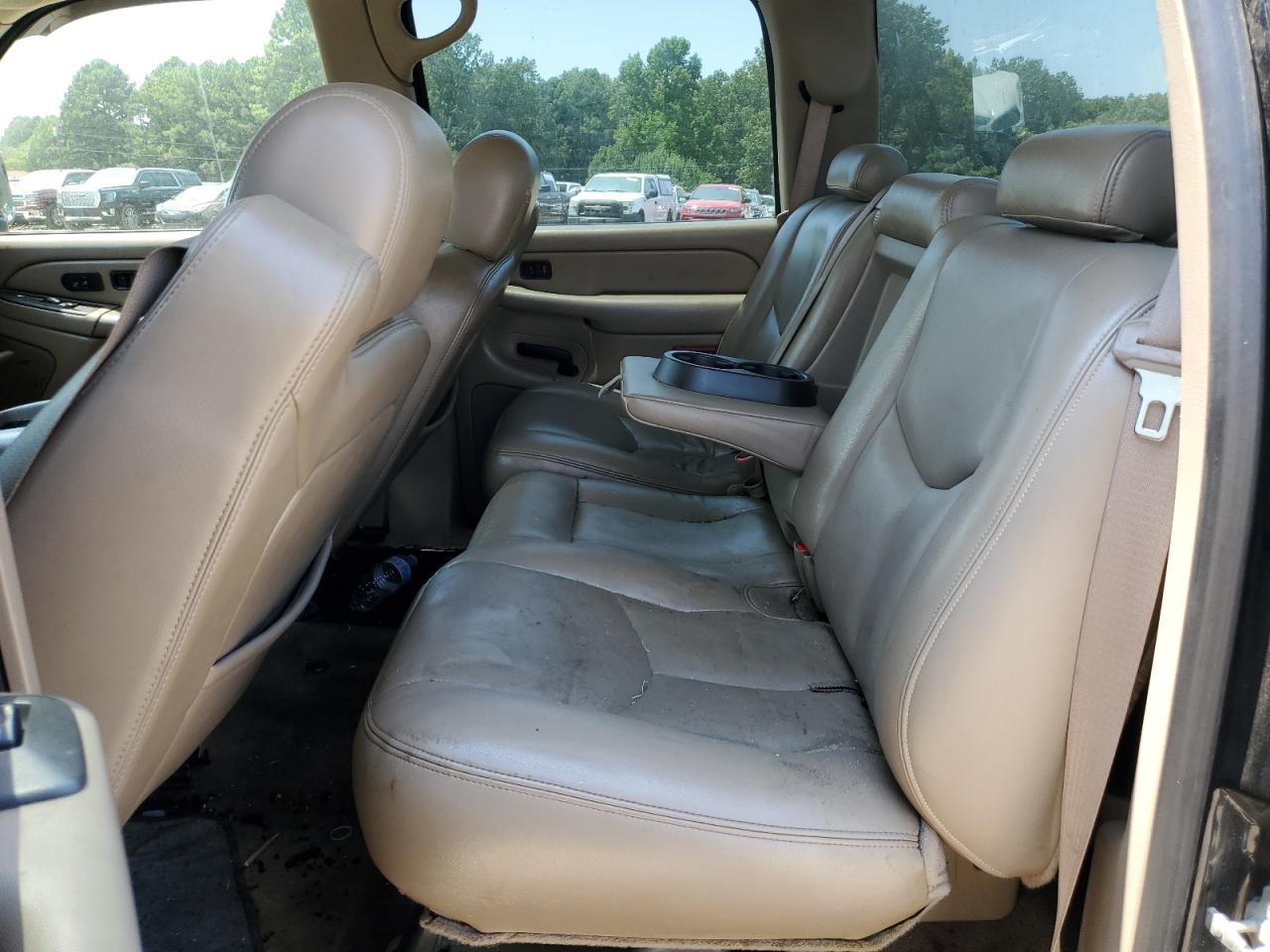 2005 GMC New Sierra K1500 VIN: 2GTEK13T551146823 Lot: 67310404