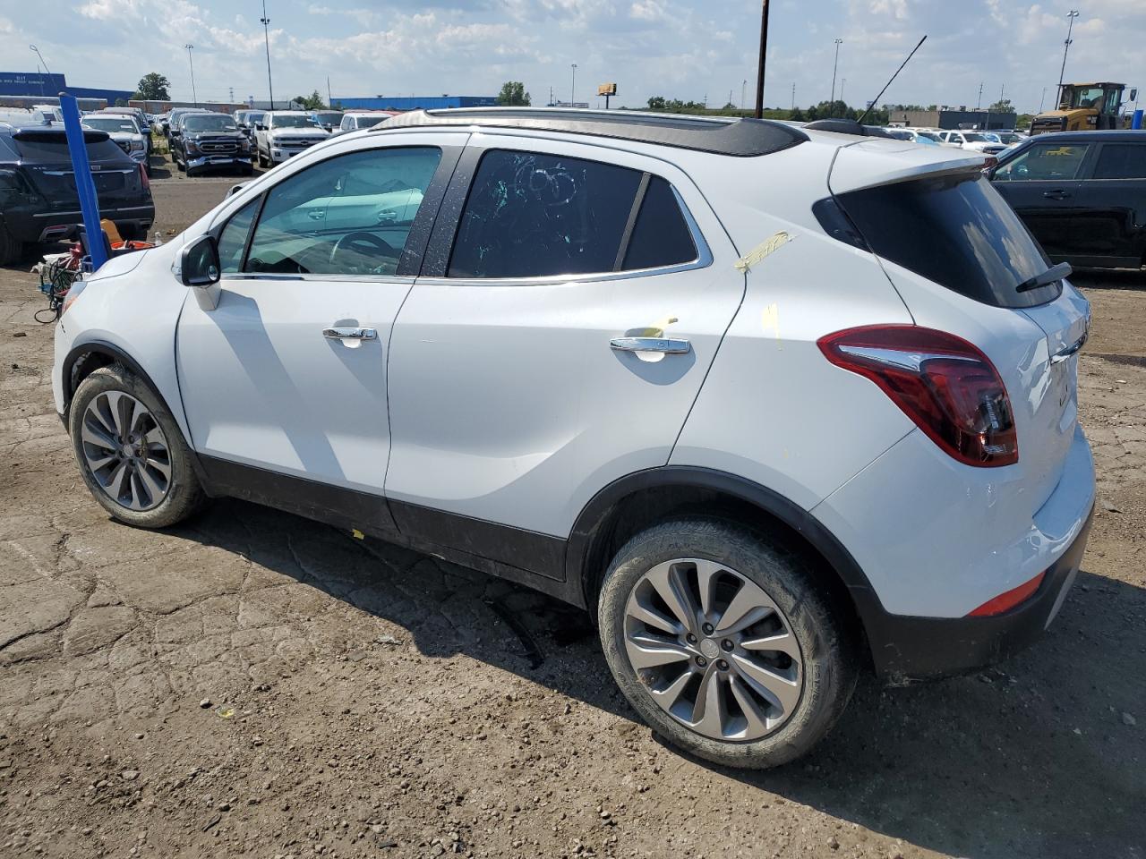 KL4CJASB1KB947225 2019 BUICK ENCORE - Image 2