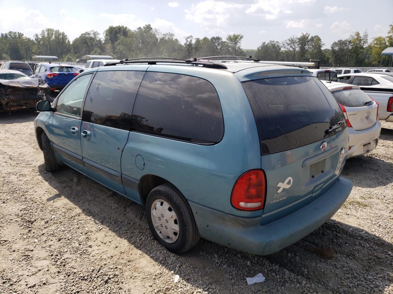 1999 Dodge Caravan - Image 2