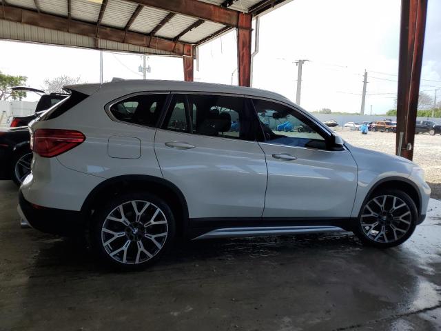 WBXJG7C00M5U24519 BMW X1 SDRIVE2 3