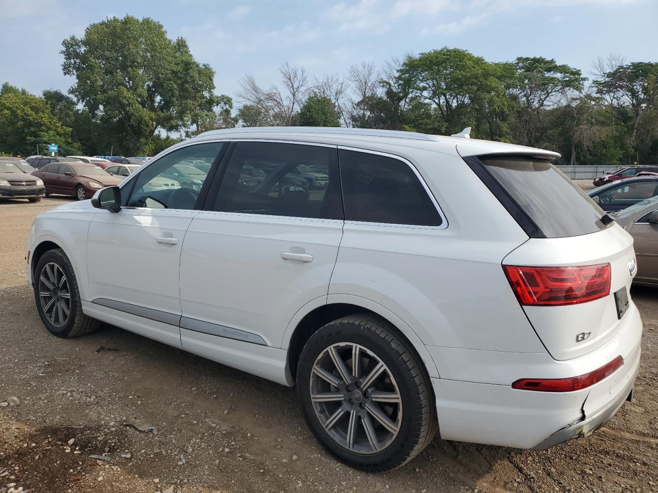 WA1LAAF71HD019028 2017 AUDI Q7 - Image 2