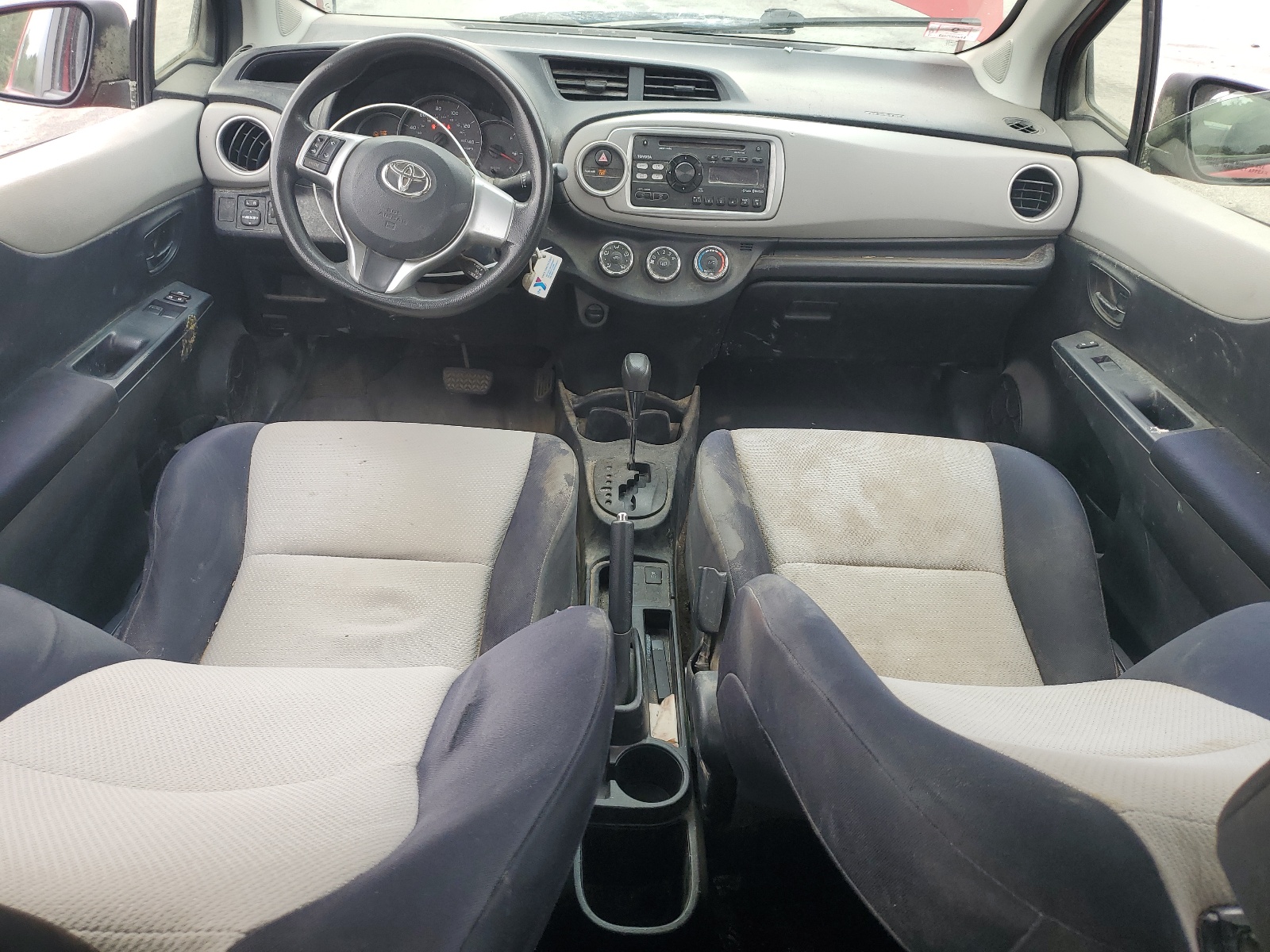 JTDJTUD3XDD550263 2013 Toyota Yaris