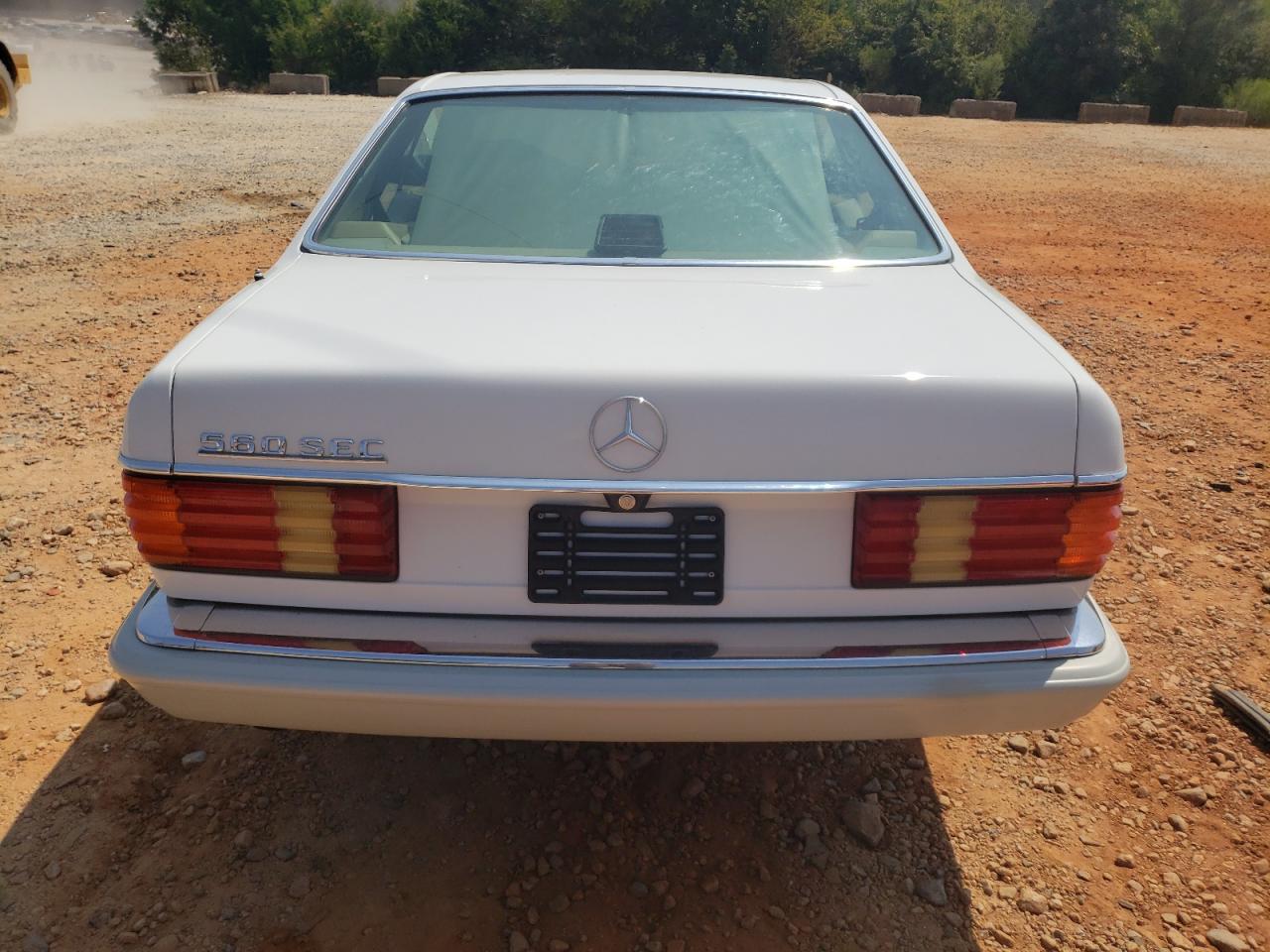 1990 Mercedes-Benz 560 Sec VIN: WDBCA45E1LA524485 Lot: 69205114