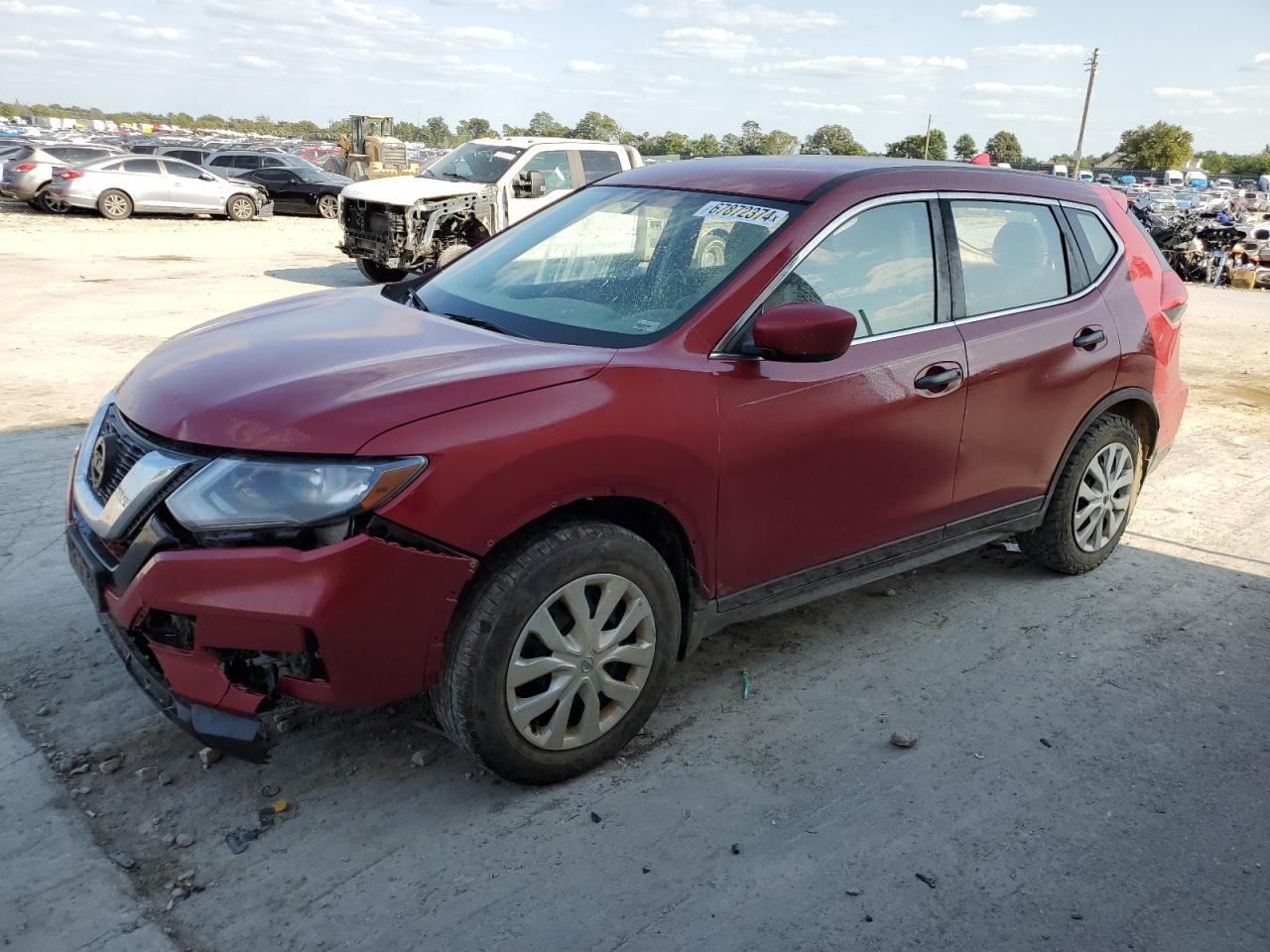 JN8AT2MT1HW388347 2017 NISSAN ROGUE - Image 1