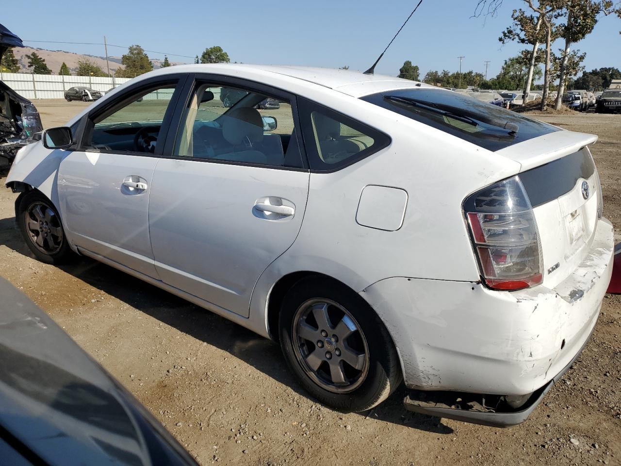 2005 Toyota Prius VIN: JTDKB20U850131590 Lot: 68282494