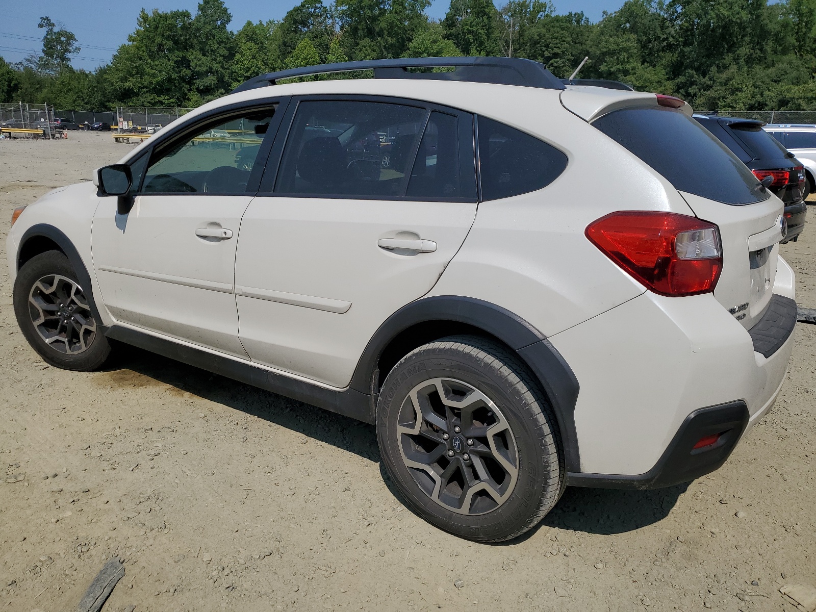 2017 Subaru Crosstrek Premium vin: JF2GPABC7H9219943