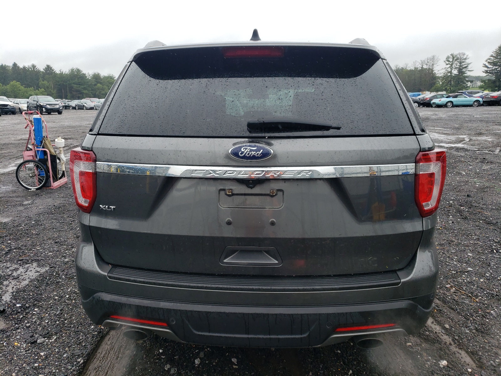 2018 Ford Explorer Xlt vin: 1FM5K7D83JGC81840