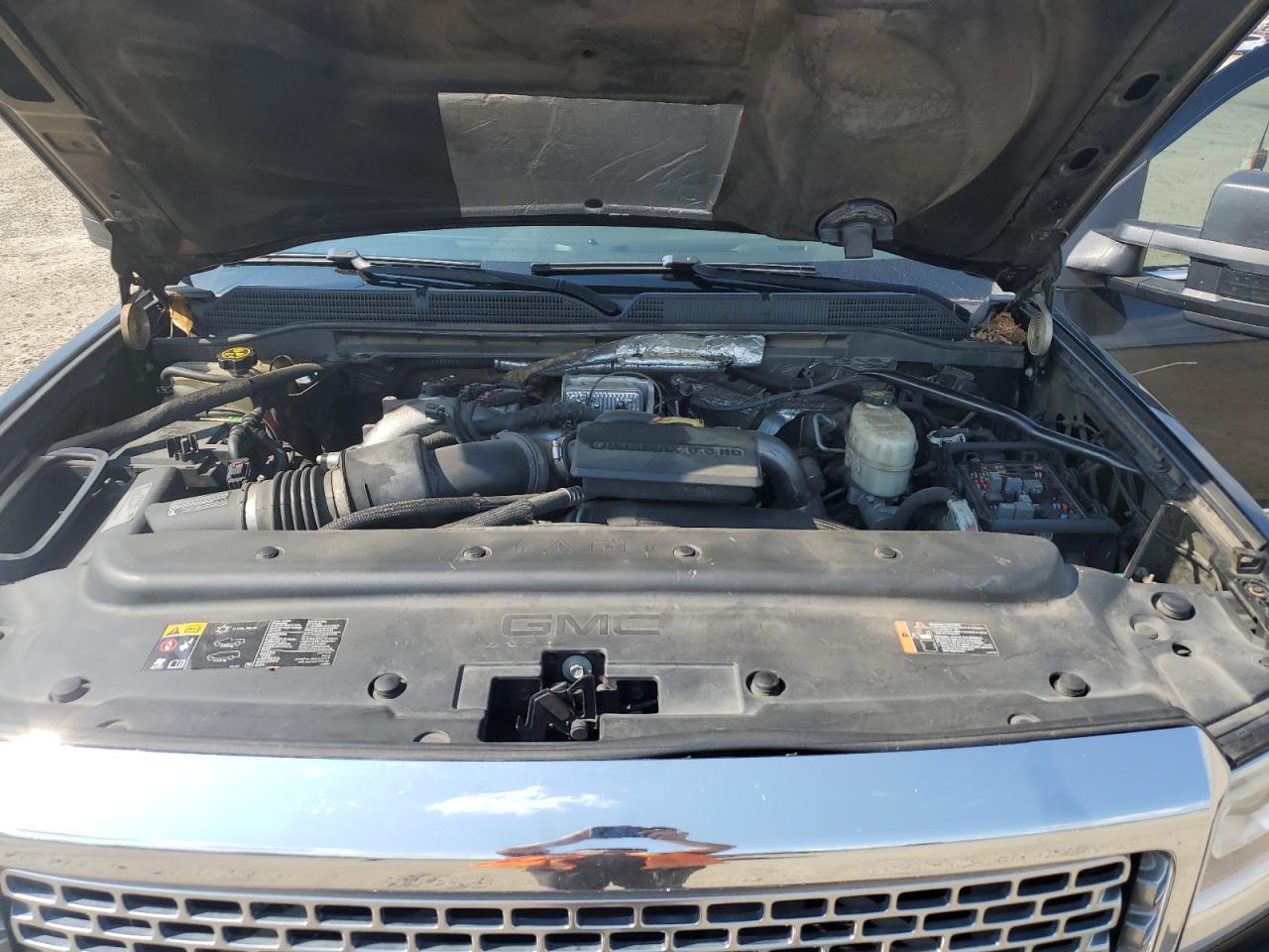 2017 GMC Sierra K2500 Denali VIN: 1GT12UEY6HF106952 Lot: 66321864