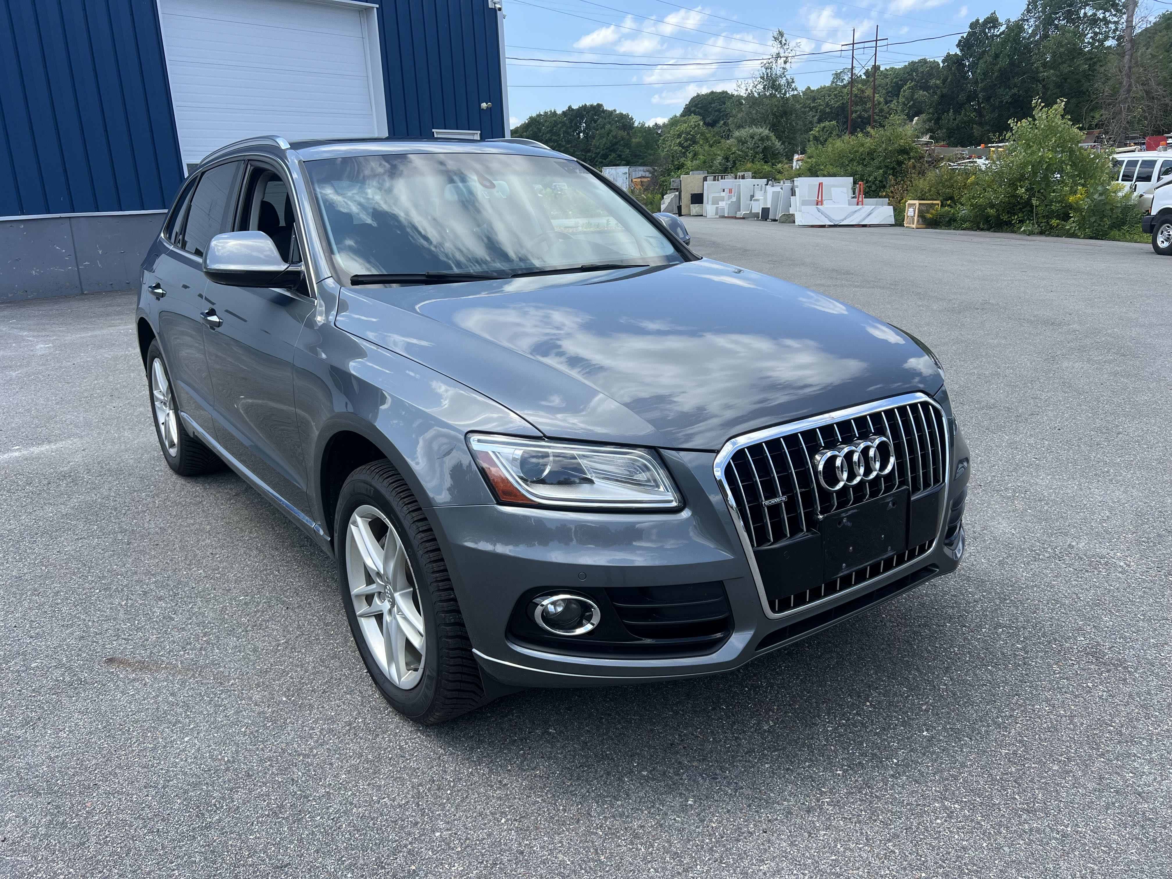 2016 Audi Q5 Premium Plus vin: WA1L2AFP7GA052080