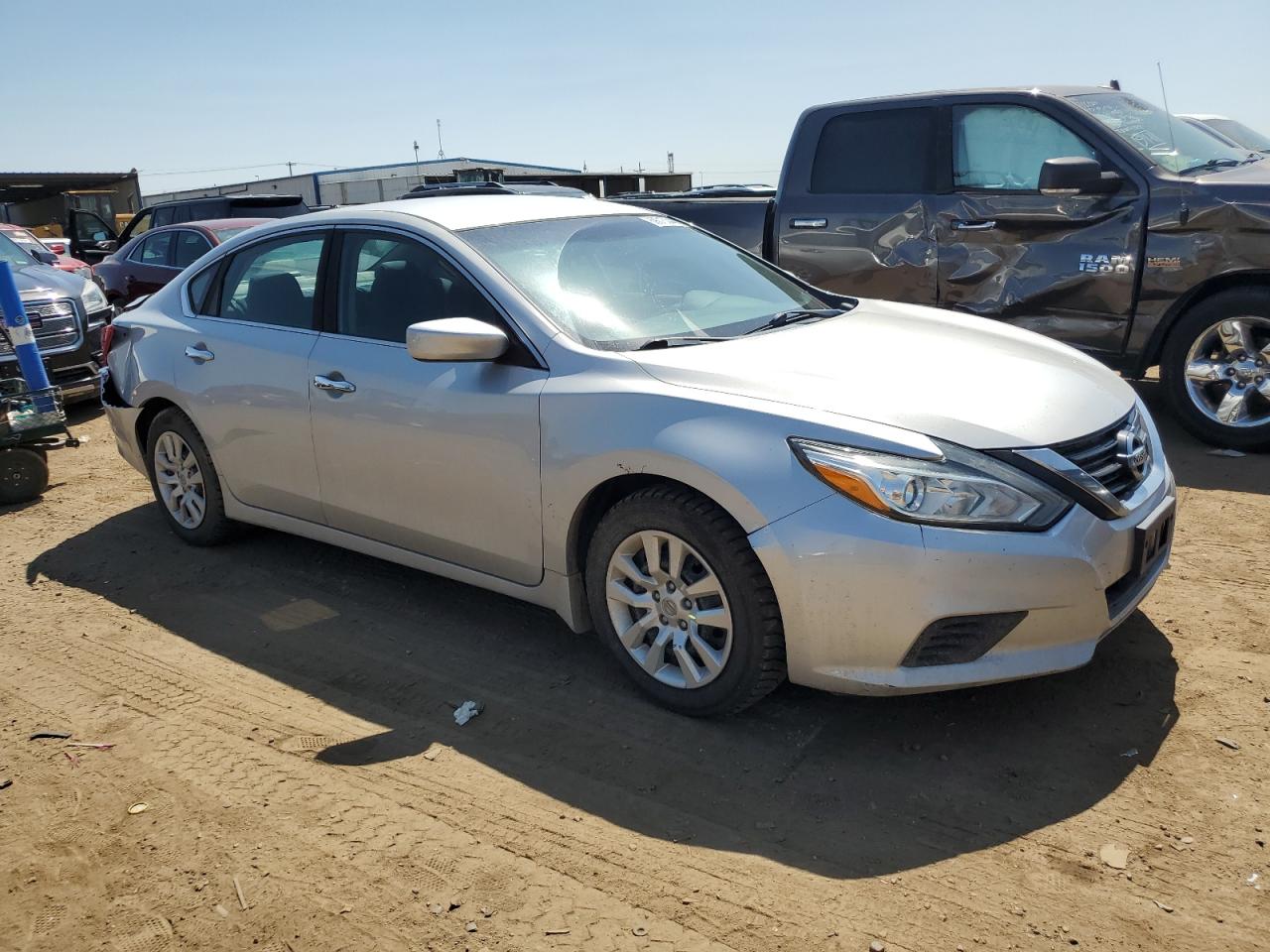 VIN 1N4AL3AP0GC285564 2016 NISSAN ALTIMA no.4