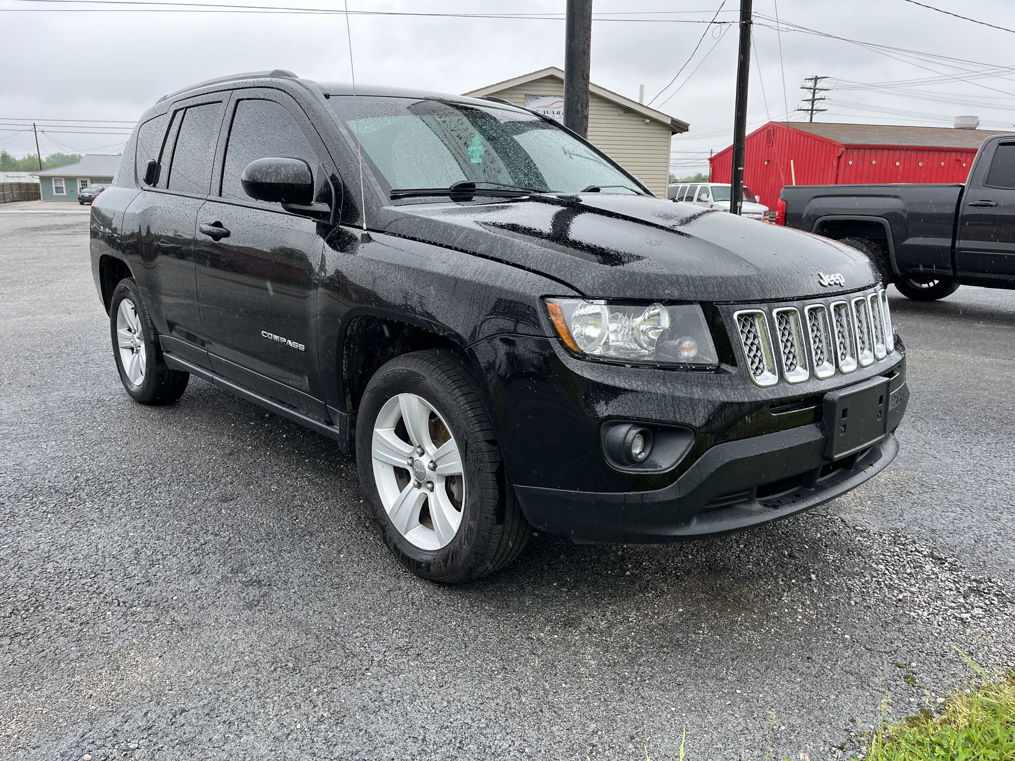 2016 Jeep Compass Latitude vin: 1C4NJDEB5GD757600