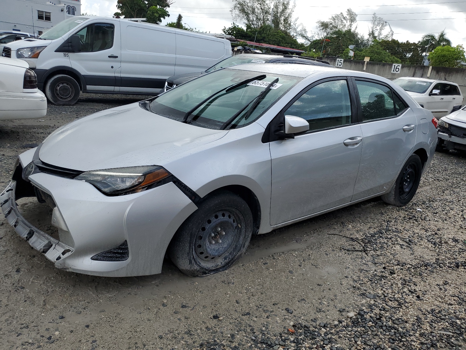 5YFBURHE4HP572403 2017 Toyota Corolla L