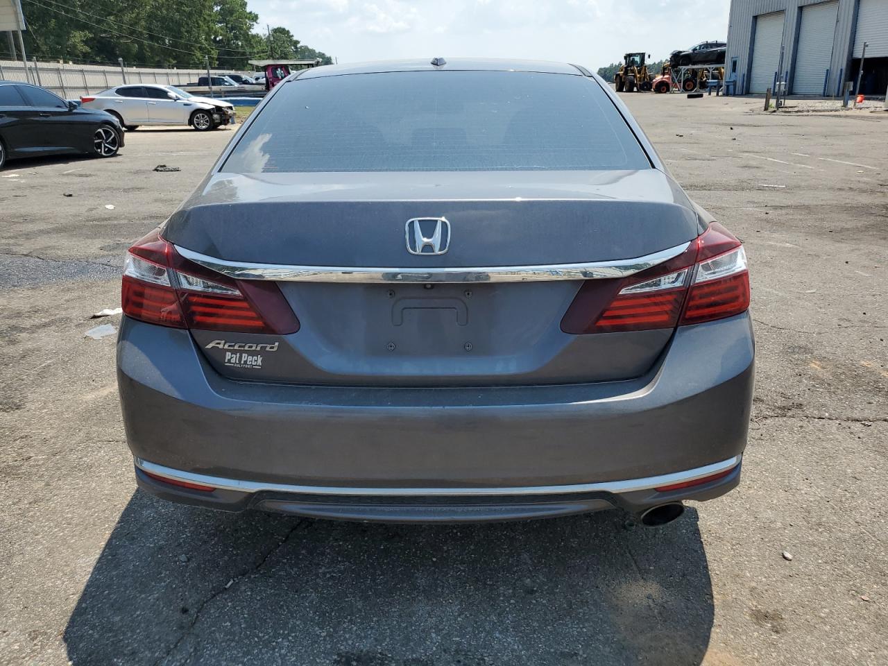 2017 Honda Accord Exl VIN: 1HGCR2F85HA135087 Lot: 67613974