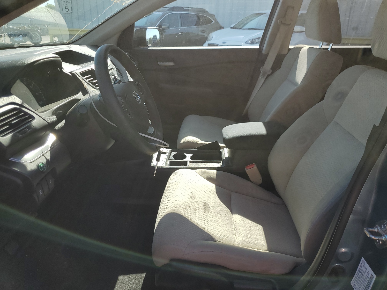 2HKRM4H44GH656435 2016 Honda Cr-V Se