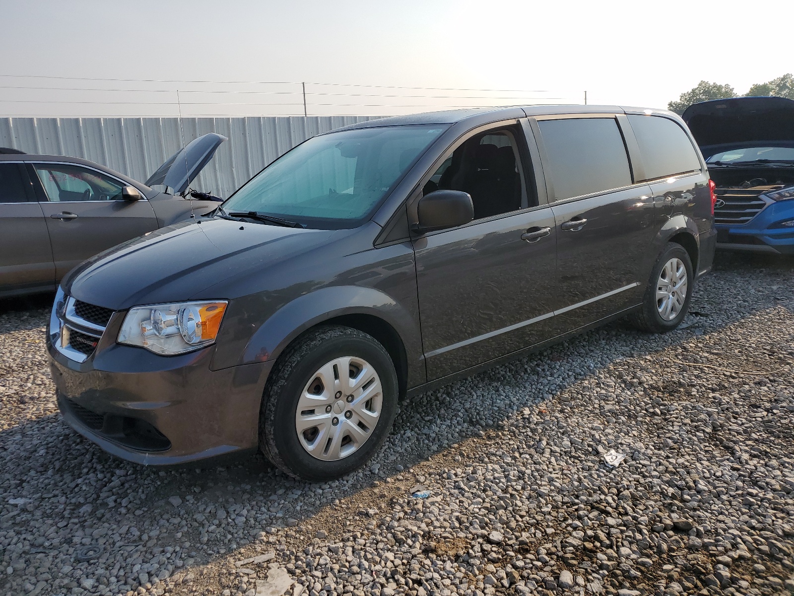 2018 Dodge Grand Caravan Se vin: 2C4RDGBG6JR168988