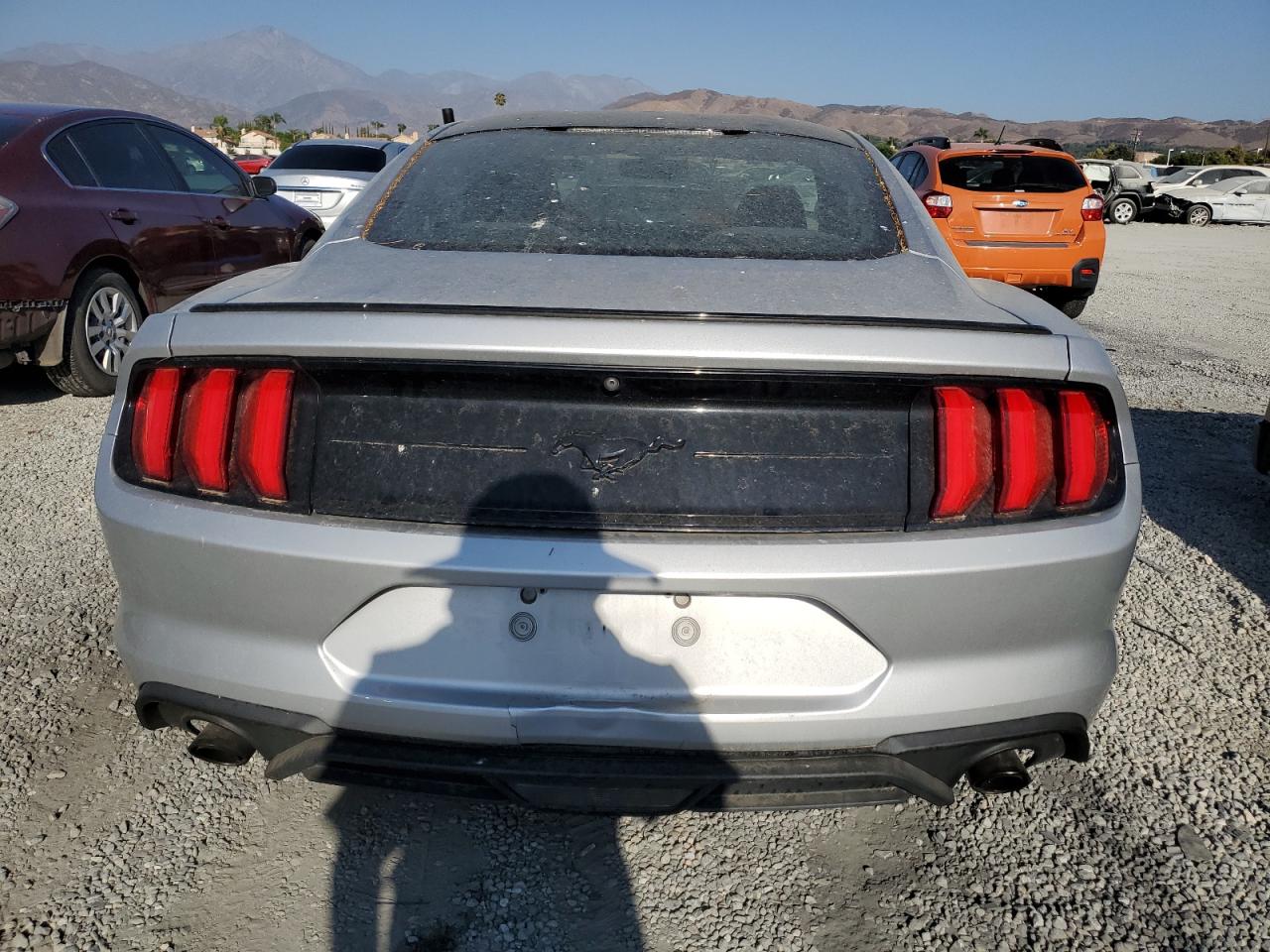 2018 Ford Mustang VIN: 1FA6P8TH5J5163842 Lot: 68580474