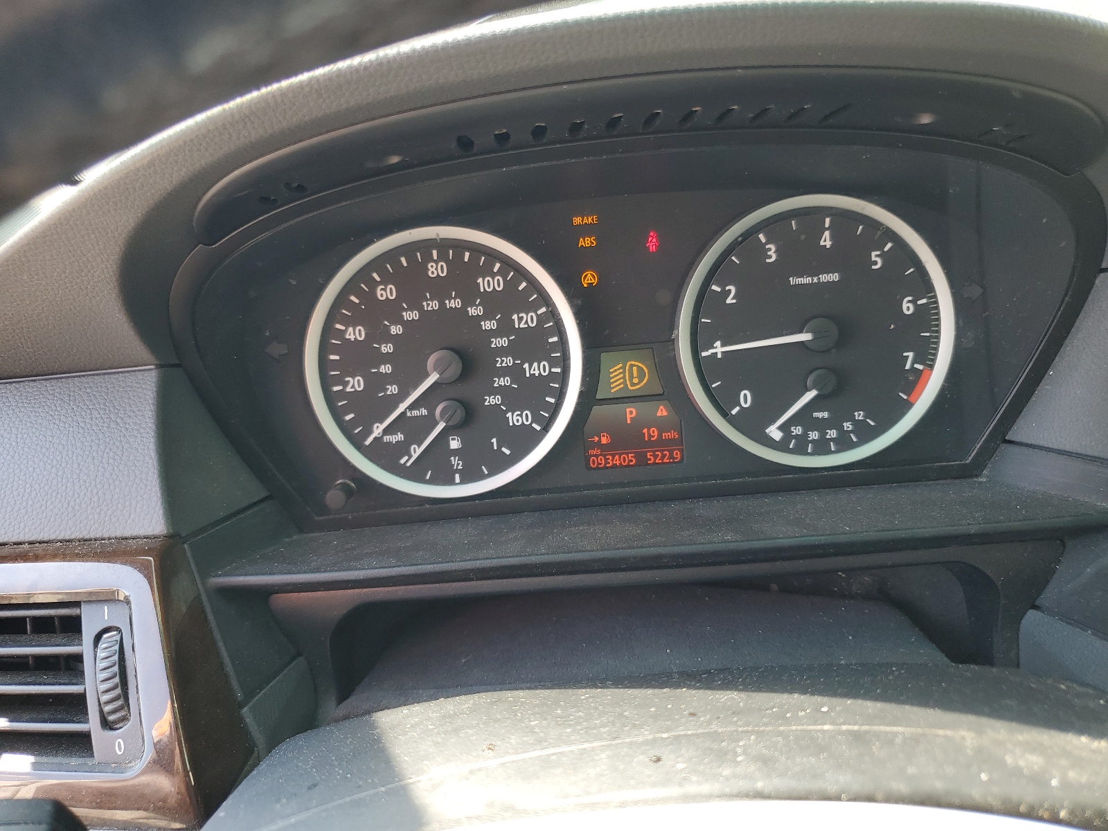 WBANF33556CS35849 2006 BMW 525 Xi