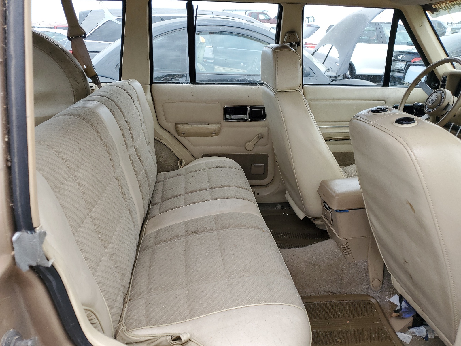 1J4FJ38L1LL228061 1990 Jeep Cherokee Pioneer