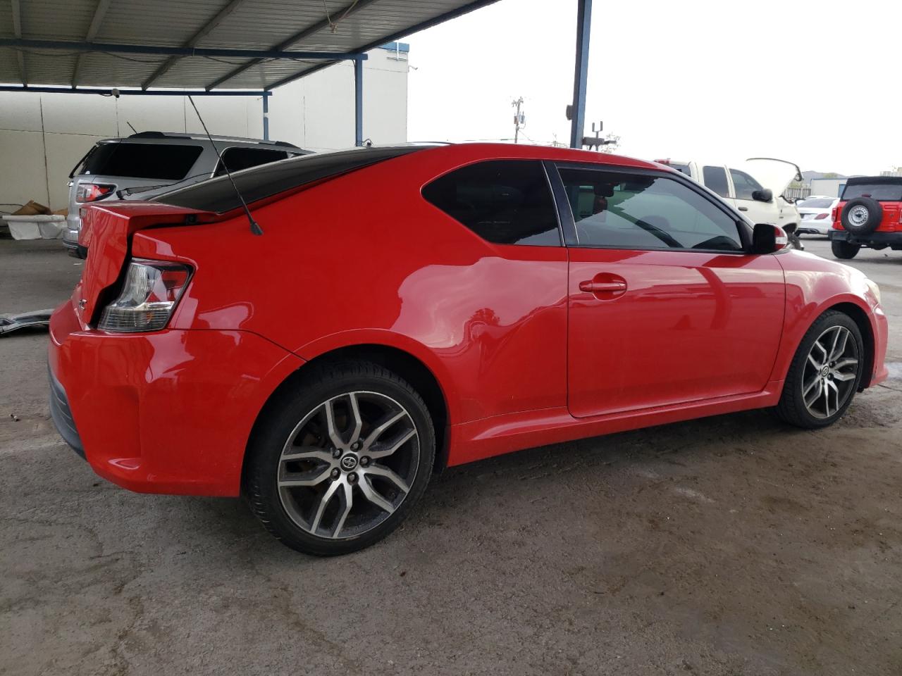 2016 Toyota tC - Image 3