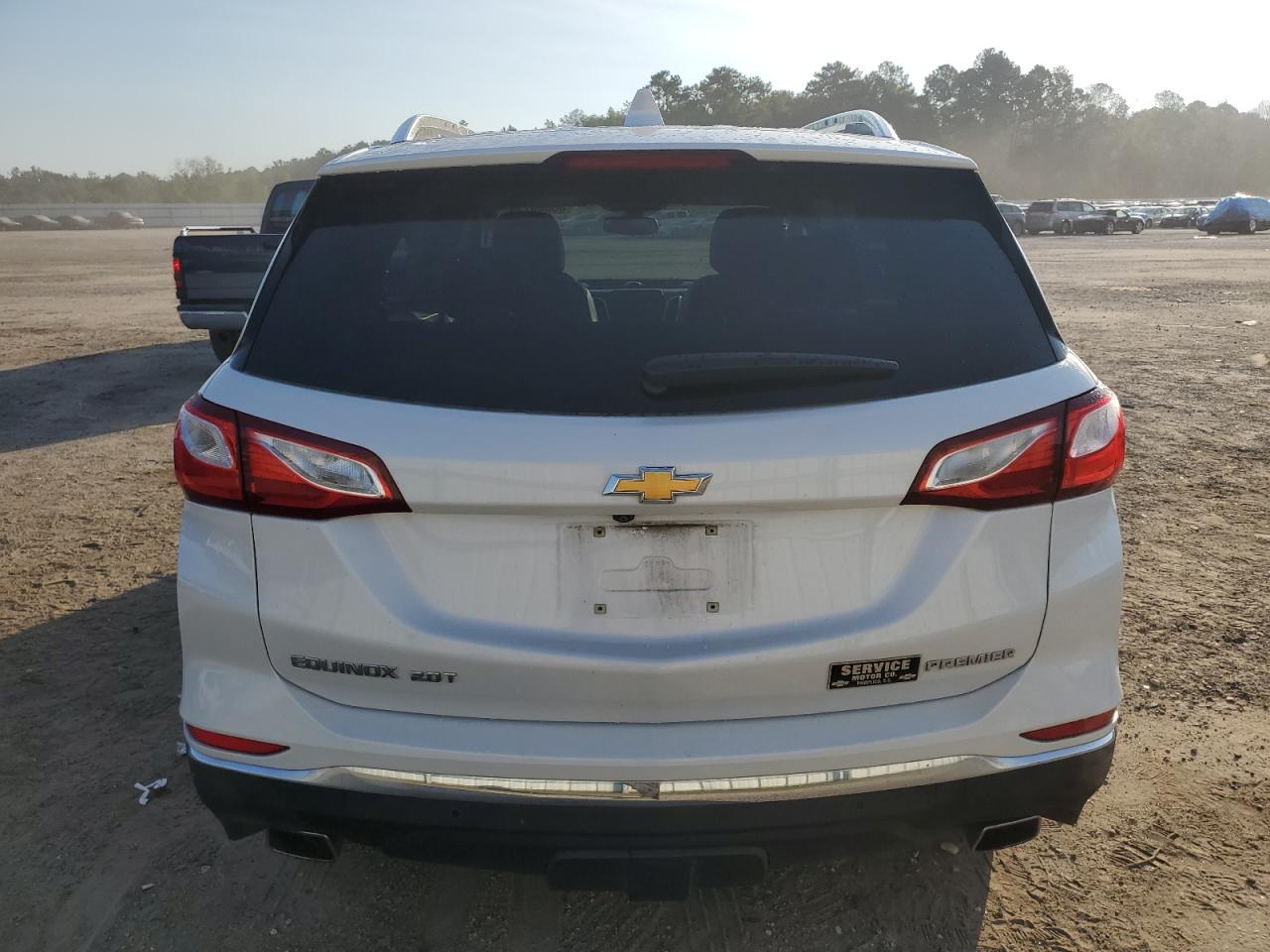 2GNAXPEX2K6281654 2019 Chevrolet Equinox Premier