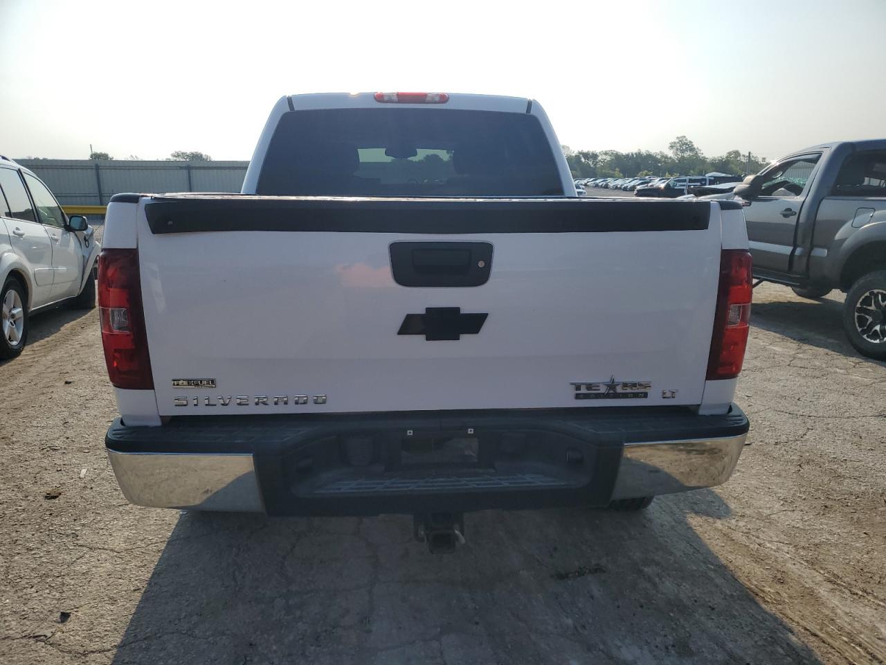 3GCPCSE03BG194547 2011 Chevrolet Silverado C1500 Lt