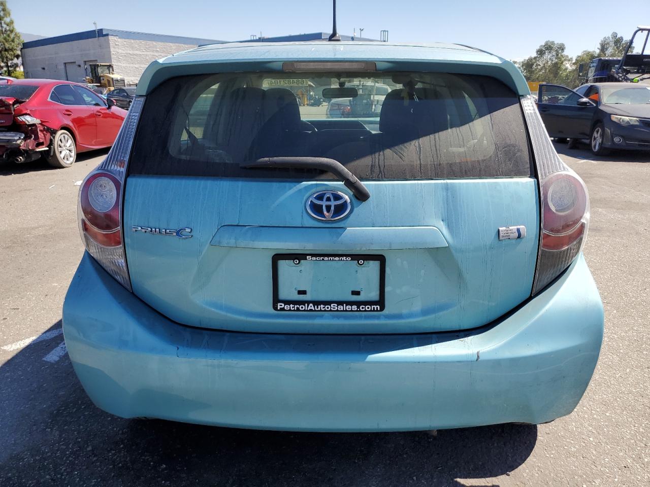 2014 Toyota Prius C VIN: JTDKDTB37E1064561 Lot: 68482104