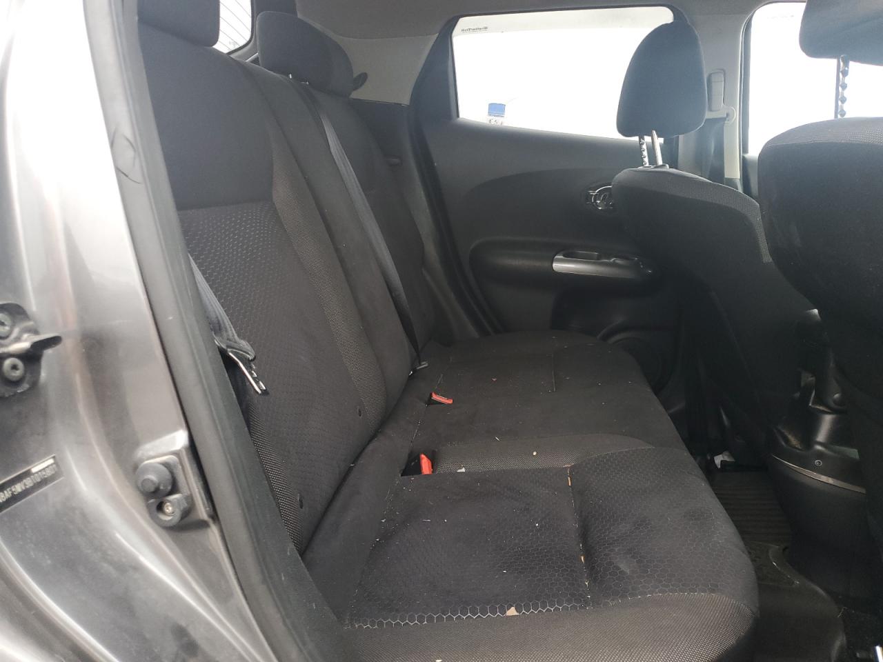 2011 Nissan Juke S VIN: JN8AF5MV3BT015801 Lot: 69284014