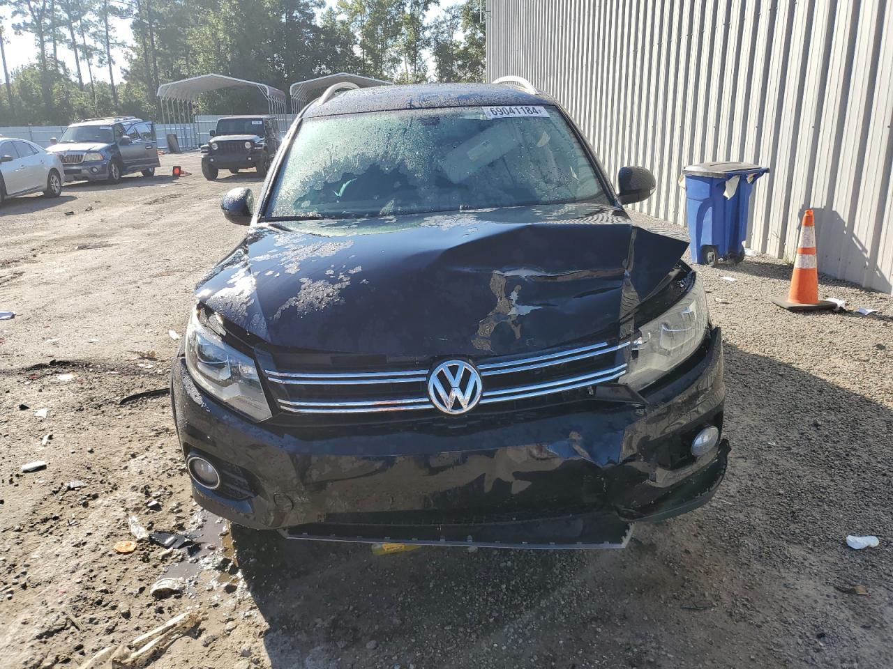 2017 Volkswagen Tiguan Sport VIN: WVGTV7AX3HK005305 Lot: 69041184