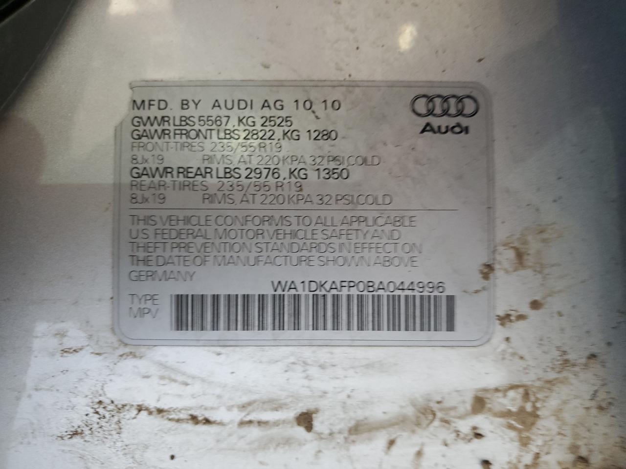 WA1DKAFP0BA044996 2011 Audi Q5 Premium Plus