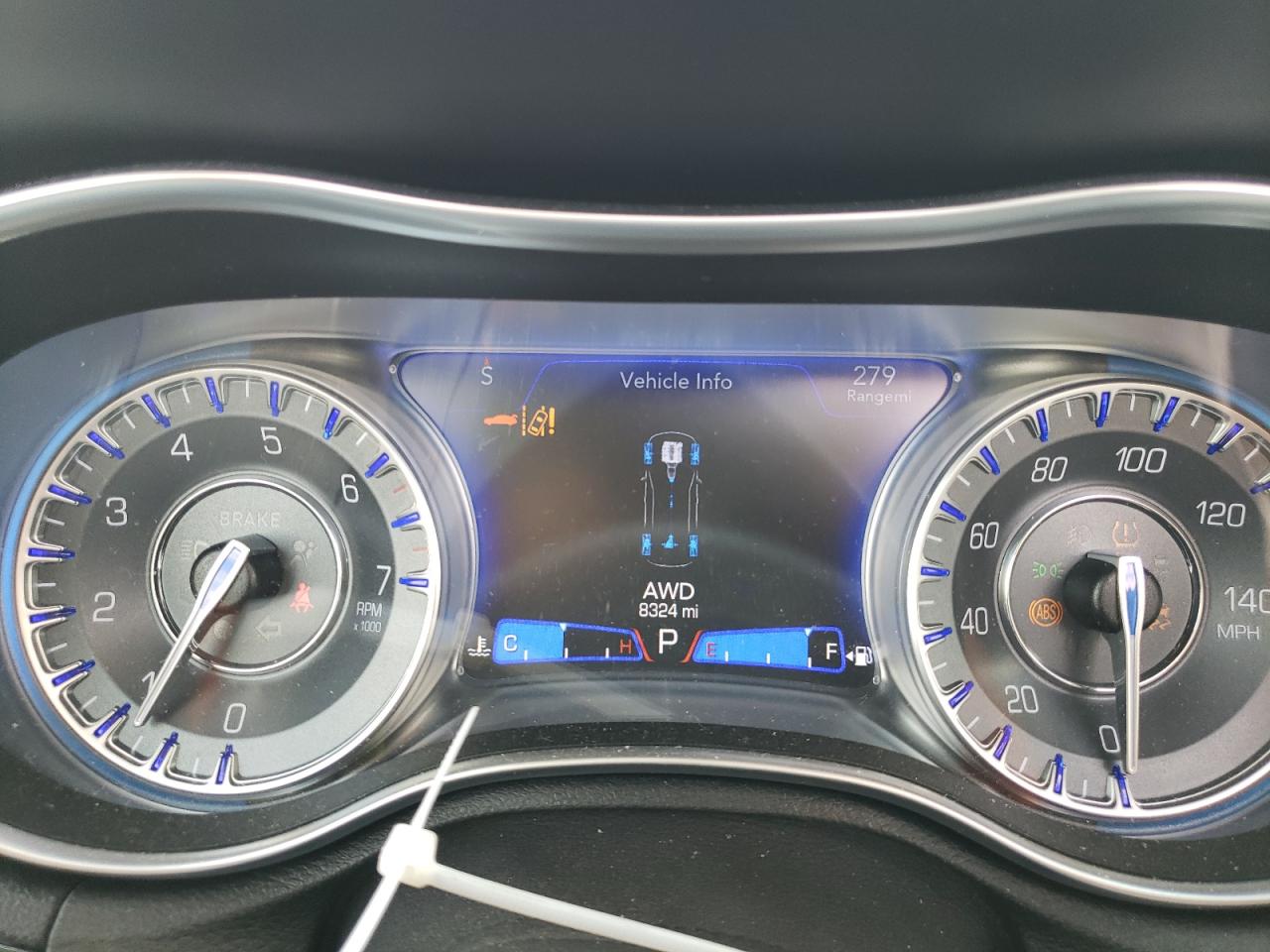 2023 Chrysler 300 Touring L VIN: 2C3CCASGXPH677748 Lot: 66750984