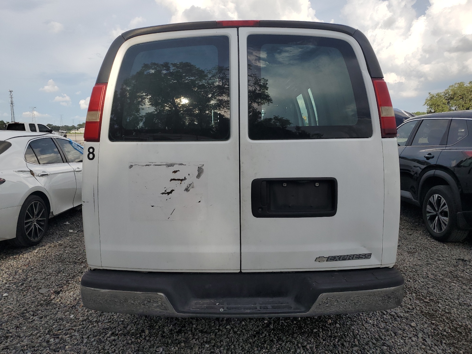 1GCHG35C981144817 2008 Chevrolet Express G3500