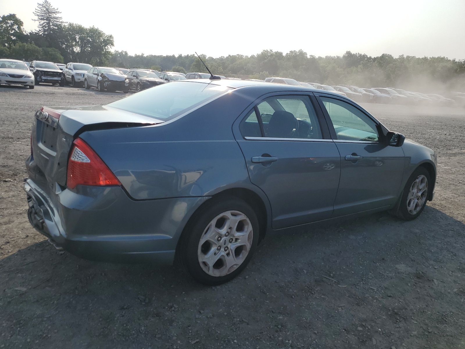 3FAHP0HA2BR232961 2011 Ford Fusion Se