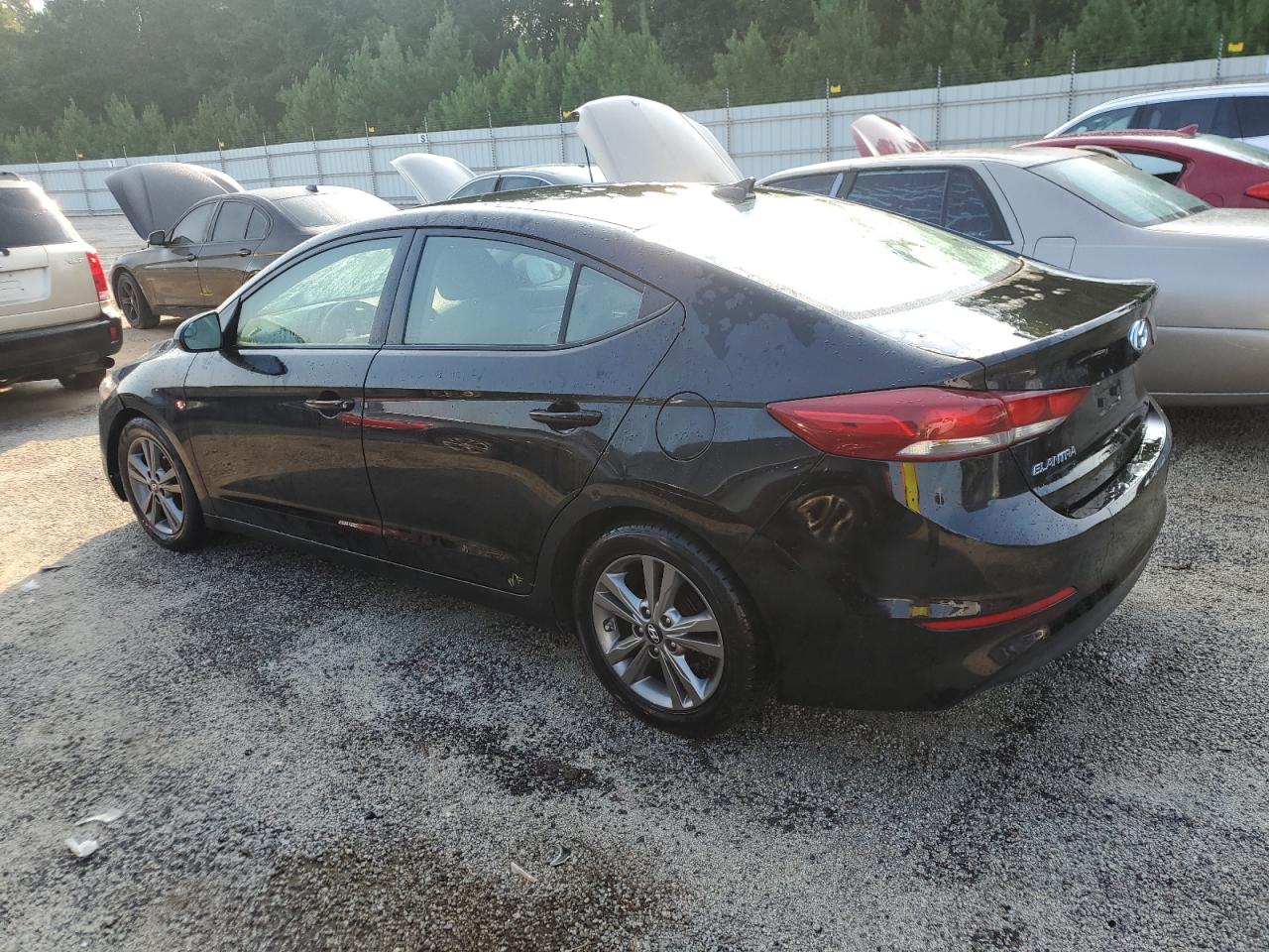 5NPD84LF1HH029183 2017 HYUNDAI ELANTRA - Image 2