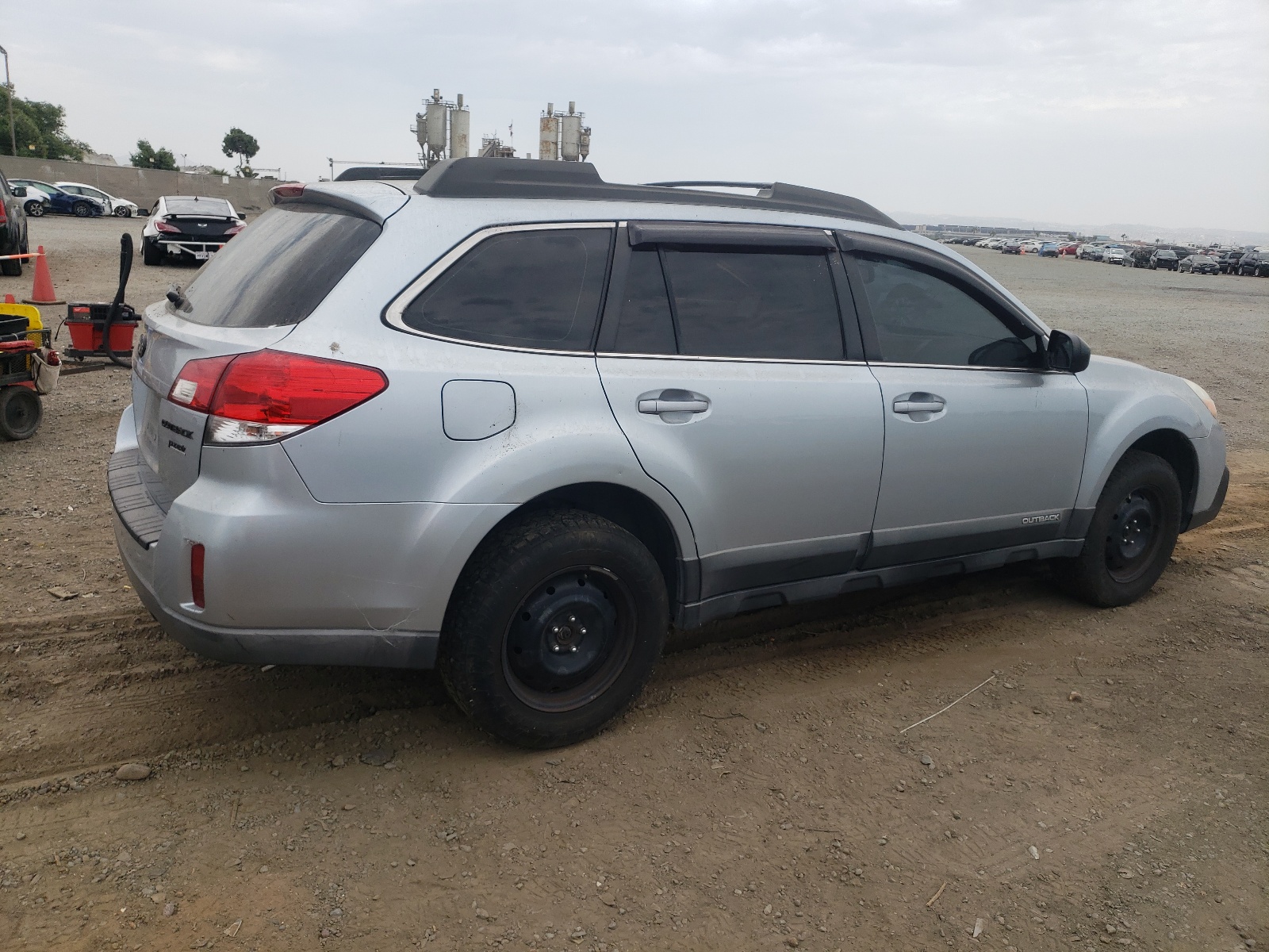 2014 Subaru Outback 2.5I vin: 4S4BRBAC7E3211118