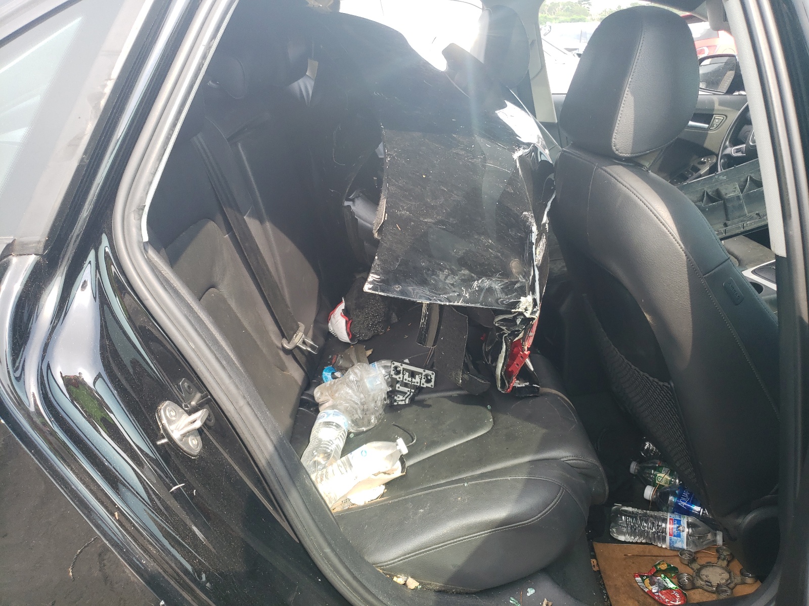 WAUBFAFL8CN015381 2012 Audi A4 Premium