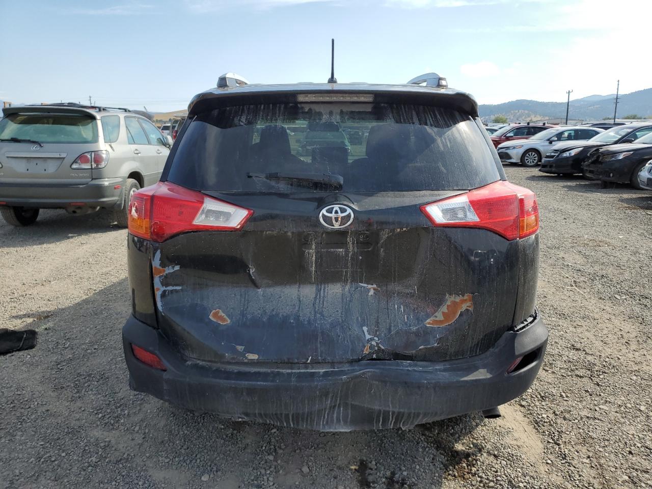 2015 Toyota Rav4 Le VIN: 2T3BFREV4FW321799 Lot: 67967964