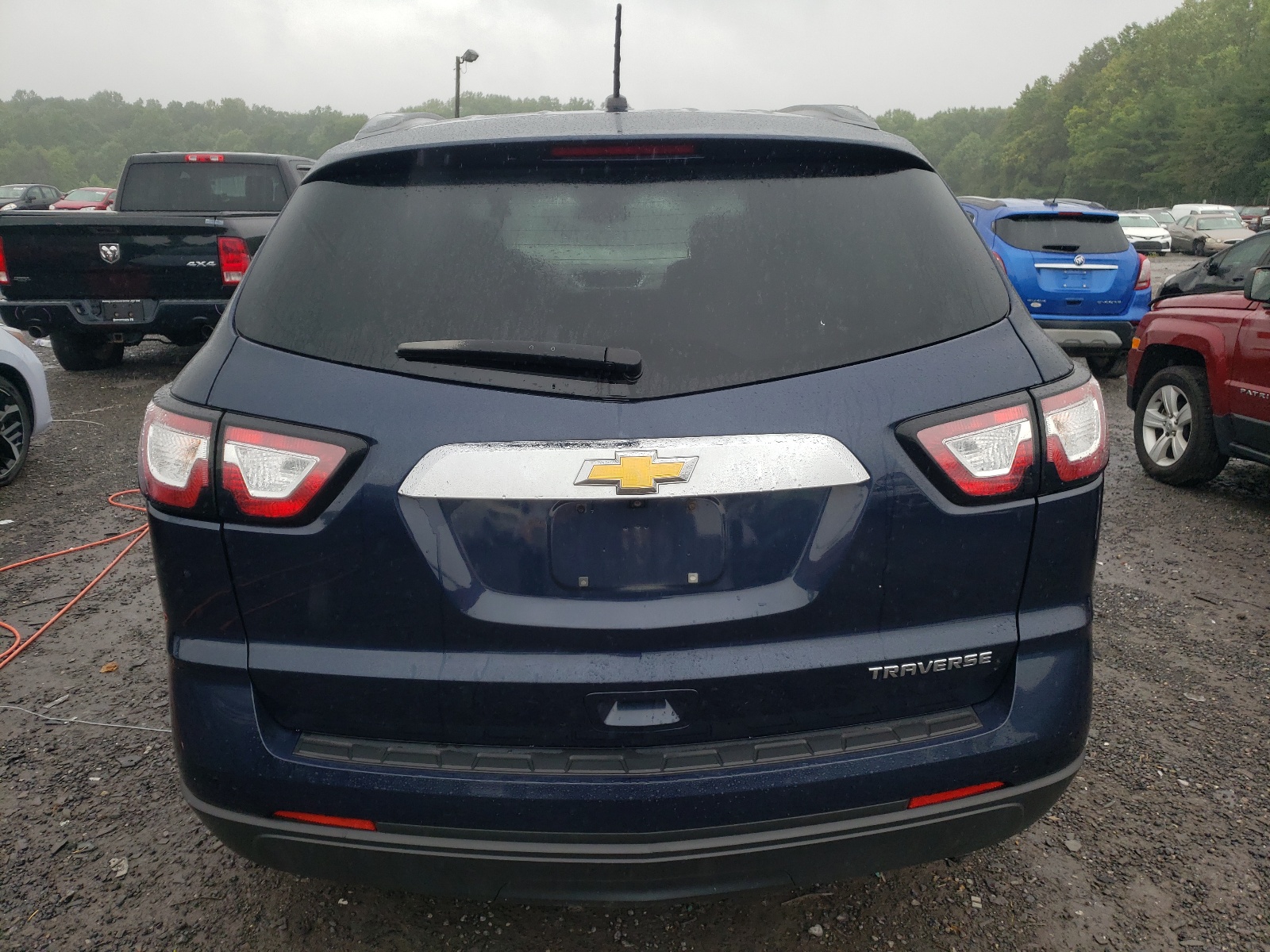 1GNKRFKD2FJ239979 2015 Chevrolet Traverse Ls