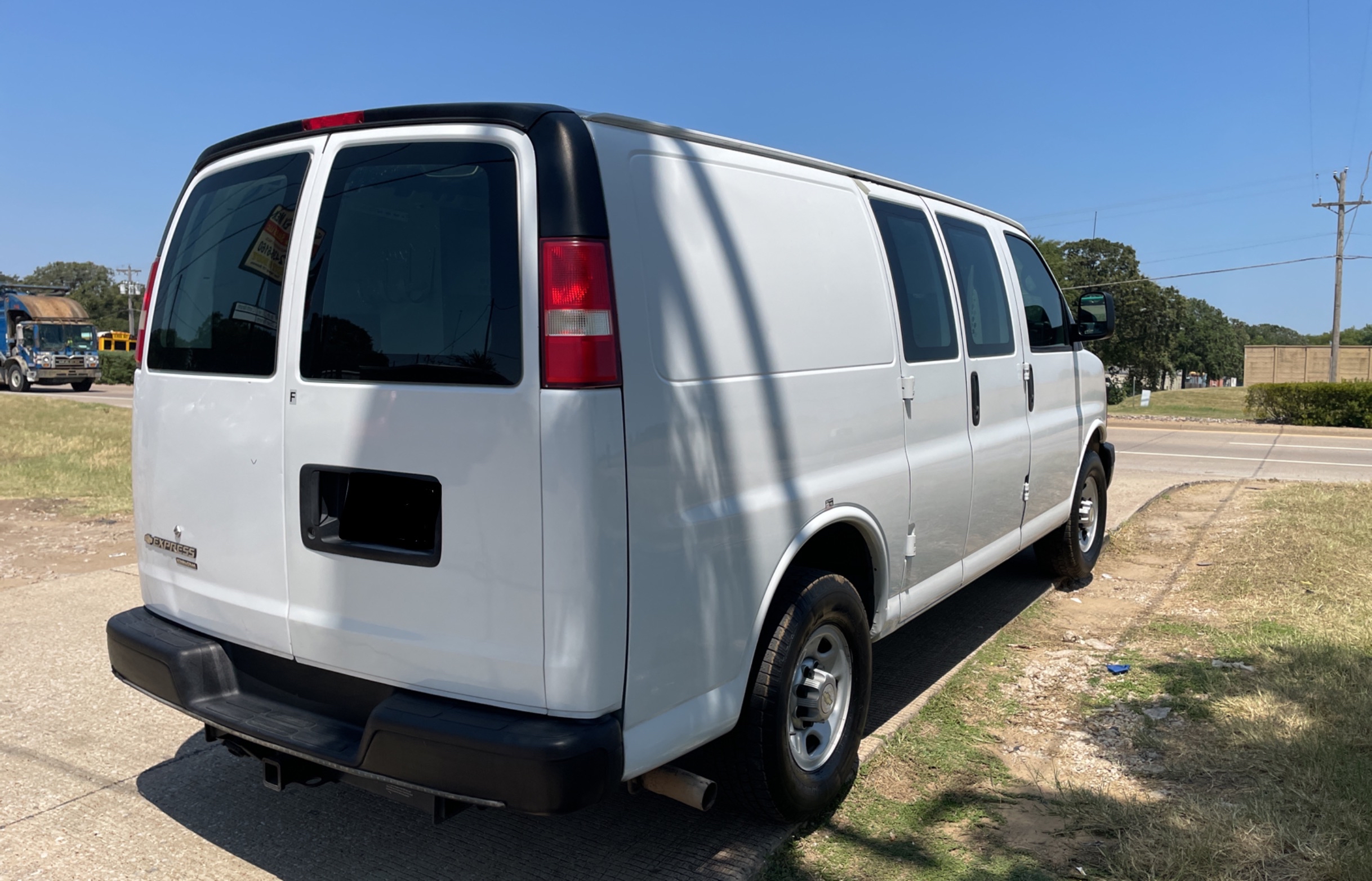 2012 Chevrolet Express G2500 vin: 1GCWGFCB7C1124836