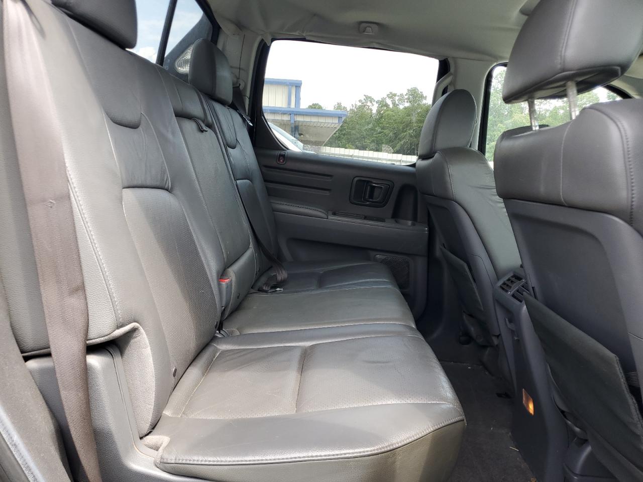 2008 Honda Ridgeline - Image 10