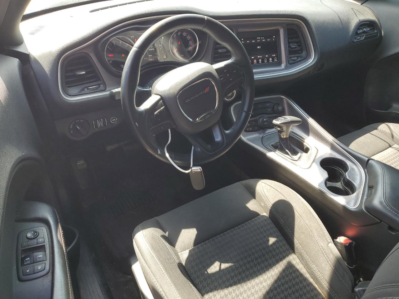 2019 Dodge Challenger Sxt VIN: 2C3CDZAG8KH525196 Lot: 61283254