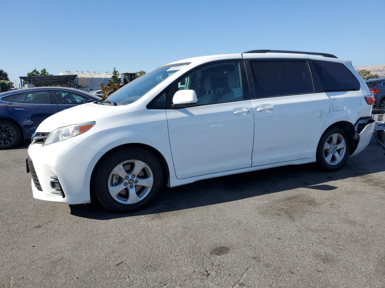 5TDKZ3DC2LS021695 2020 TOYOTA SIENNA - Image 1